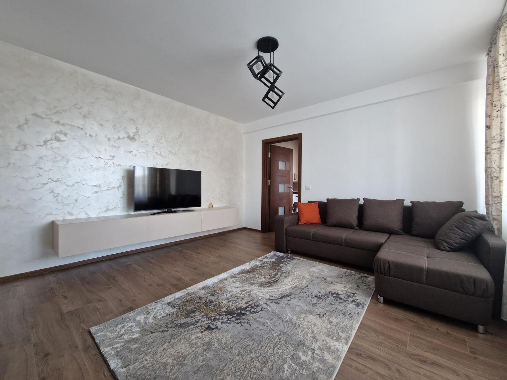 Downtown Apartment Ramnicu Valcea Bagian luar foto