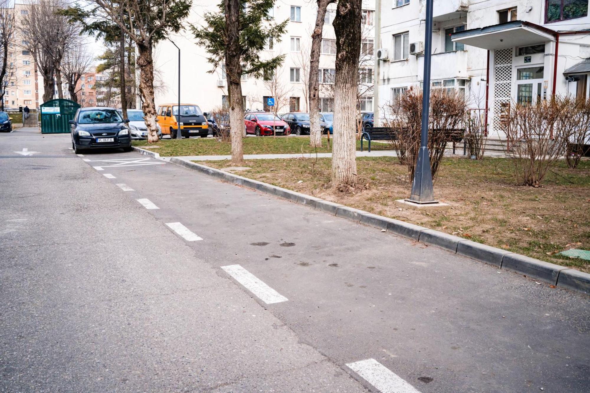 Downtown Apartment Ramnicu Valcea Bagian luar foto